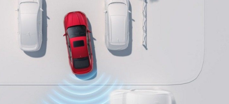 2019 Ford Fusion backing up with cross traffic alert
