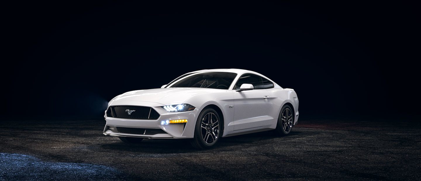 2019 Ford Mustang Oxford White side view
