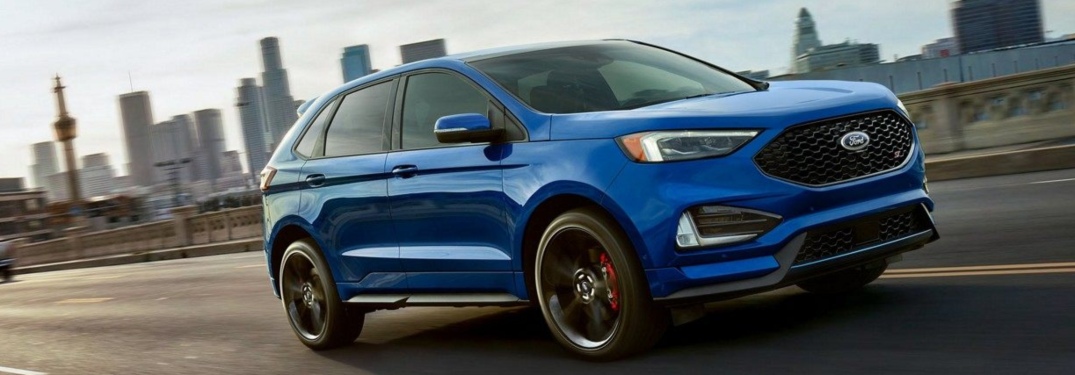 2019 Ford edge ST blue side view