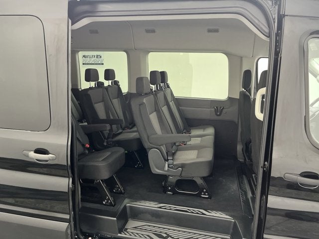 2024 Ford Transit Passenger Wagon XLT