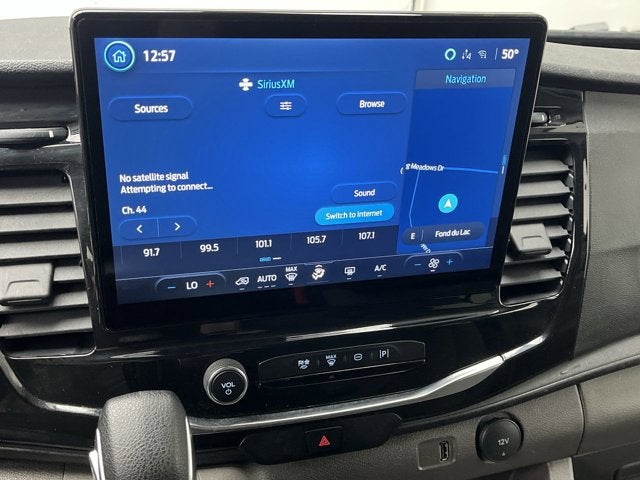 2024 Ford Transit Passenger Wagon XLT