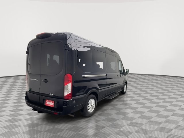 2024 Ford Transit Passenger Wagon XLT
