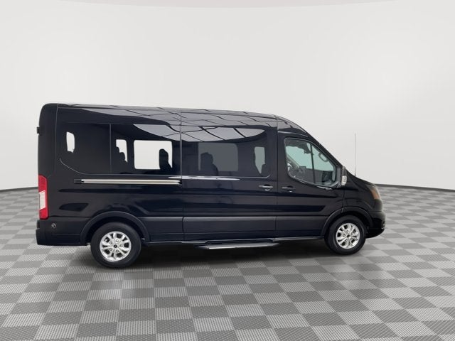 2024 Ford Transit Passenger Wagon XLT