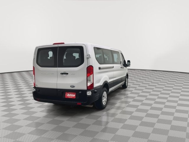 2024 Ford Transit Passenger Wagon XLT