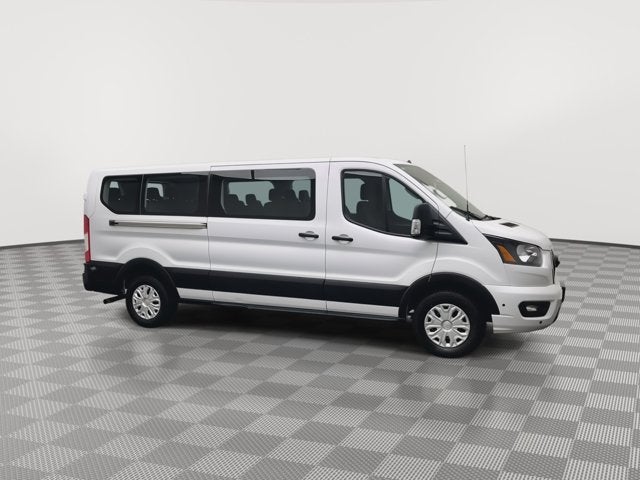2024 Ford Transit Passenger Wagon XLT