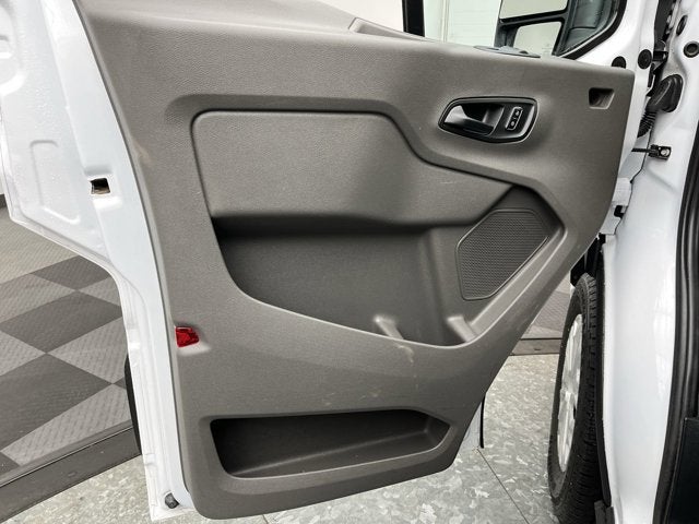 2024 Ford Transit Passenger Wagon XLT