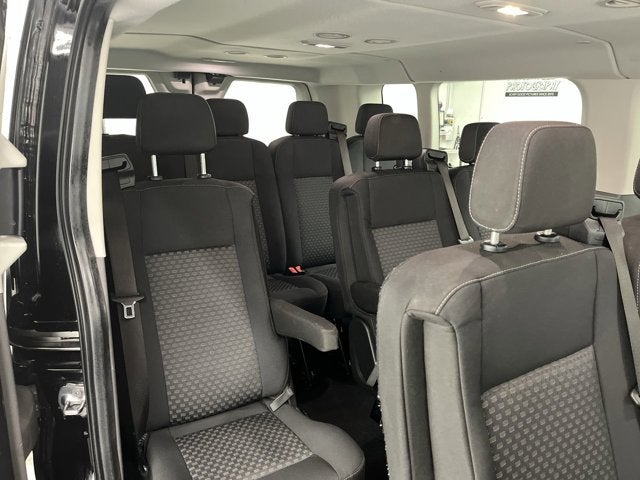 2023 Ford Transit Passenger Wagon XLT
