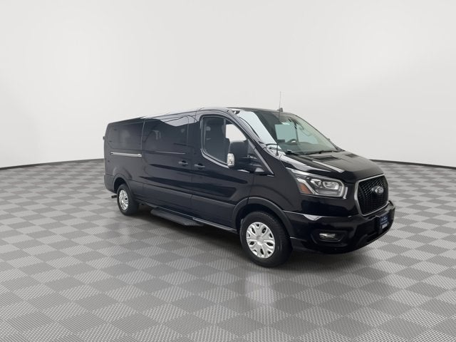 2023 Ford Transit Passenger Wagon XLT
