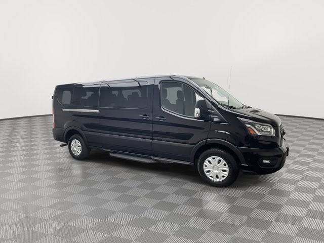 2023 Ford Transit Passenger Wagon XLT