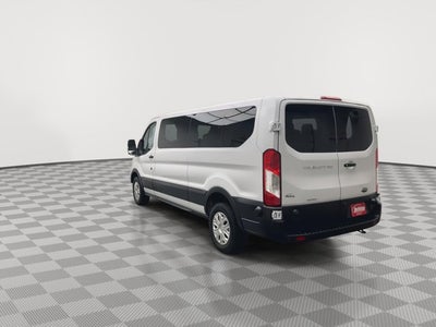 2024 Ford Transit Passenger Wagon XLT