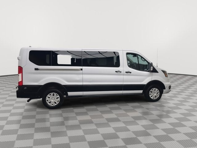 2024 Ford Transit Passenger Wagon XLT