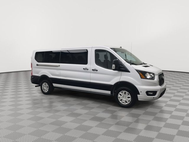 2024 Ford Transit Passenger Wagon XLT
