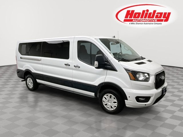 2024 Ford Transit Passenger Wagon XLT
