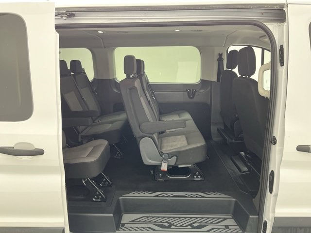 2024 Ford Transit Passenger Wagon XLT