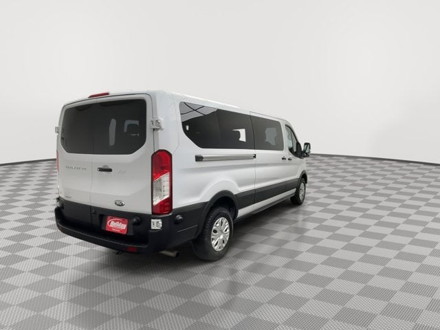 2024 Ford Transit Passenger Wagon XLT