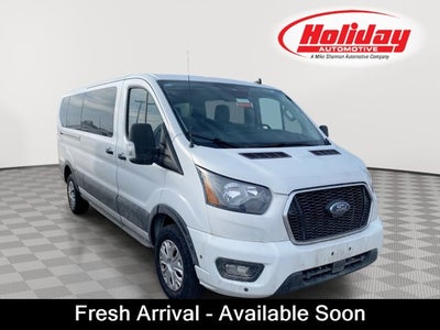 2024 Ford Transit Passenger Wagon XLT