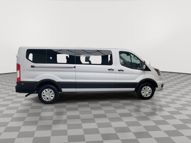 2024 Ford Transit Passenger Wagon XLT