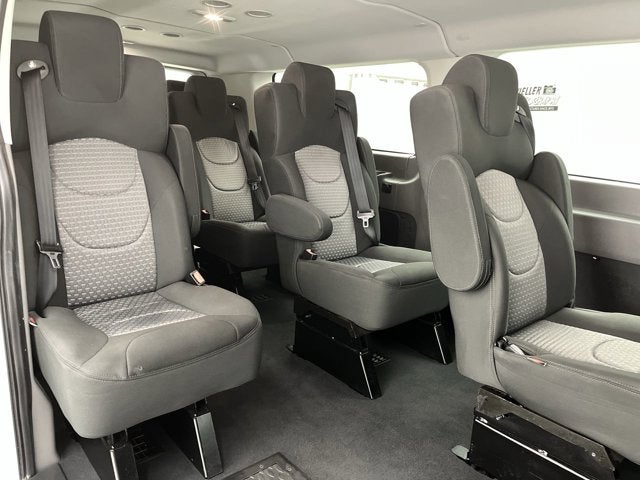 2023 Ford Transit Passenger Wagon XLT