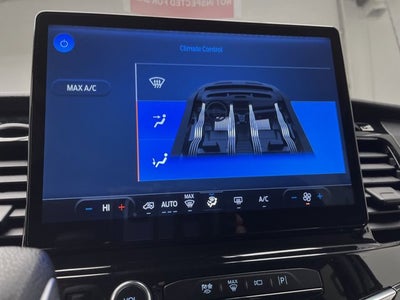 2023 Ford Transit Passenger Wagon XLT