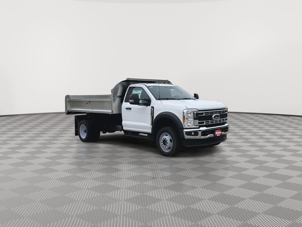 2025 Ford Super Duty F-550 DRW XL