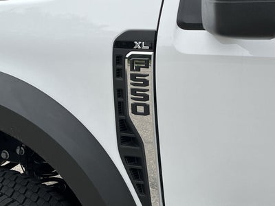 2025 Ford Super Duty F-550 DRW XL