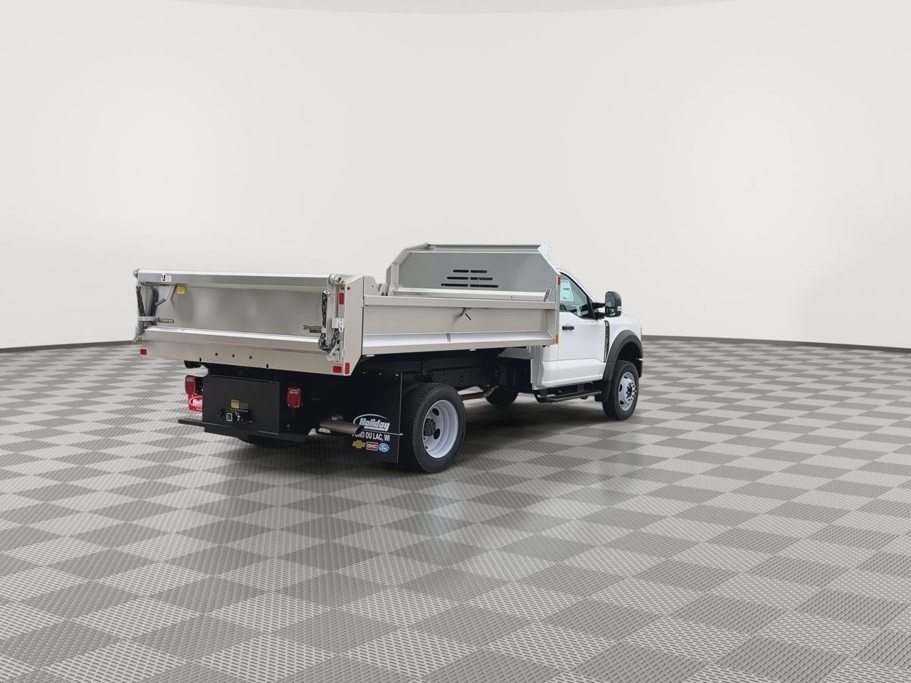 2025 Ford Super Duty F-550 DRW XL