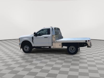 2026 Ford Super Duty F-350 DRW XL