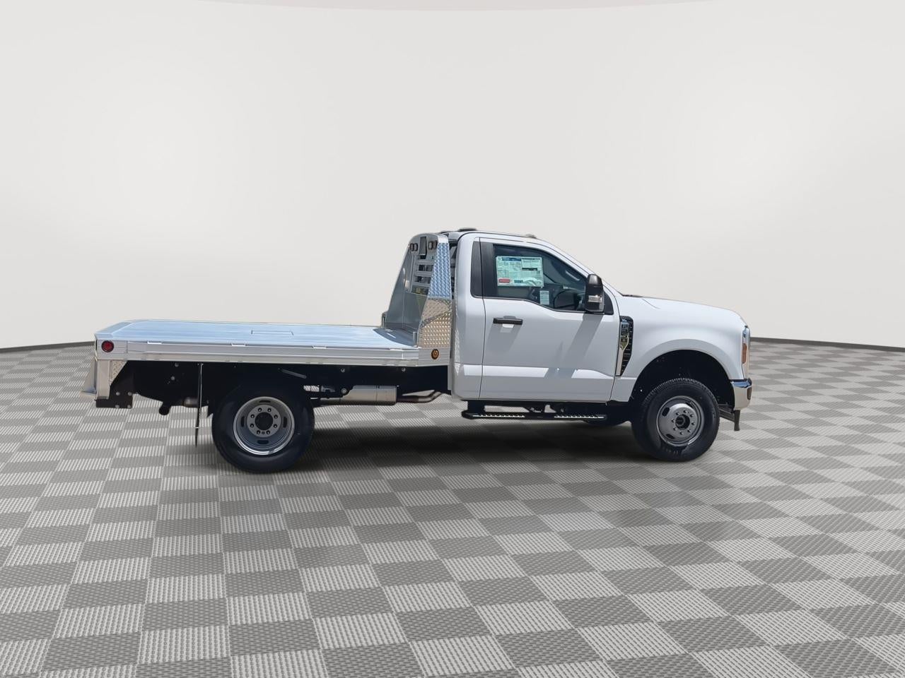 2026 Ford Super Duty F-350 DRW XL