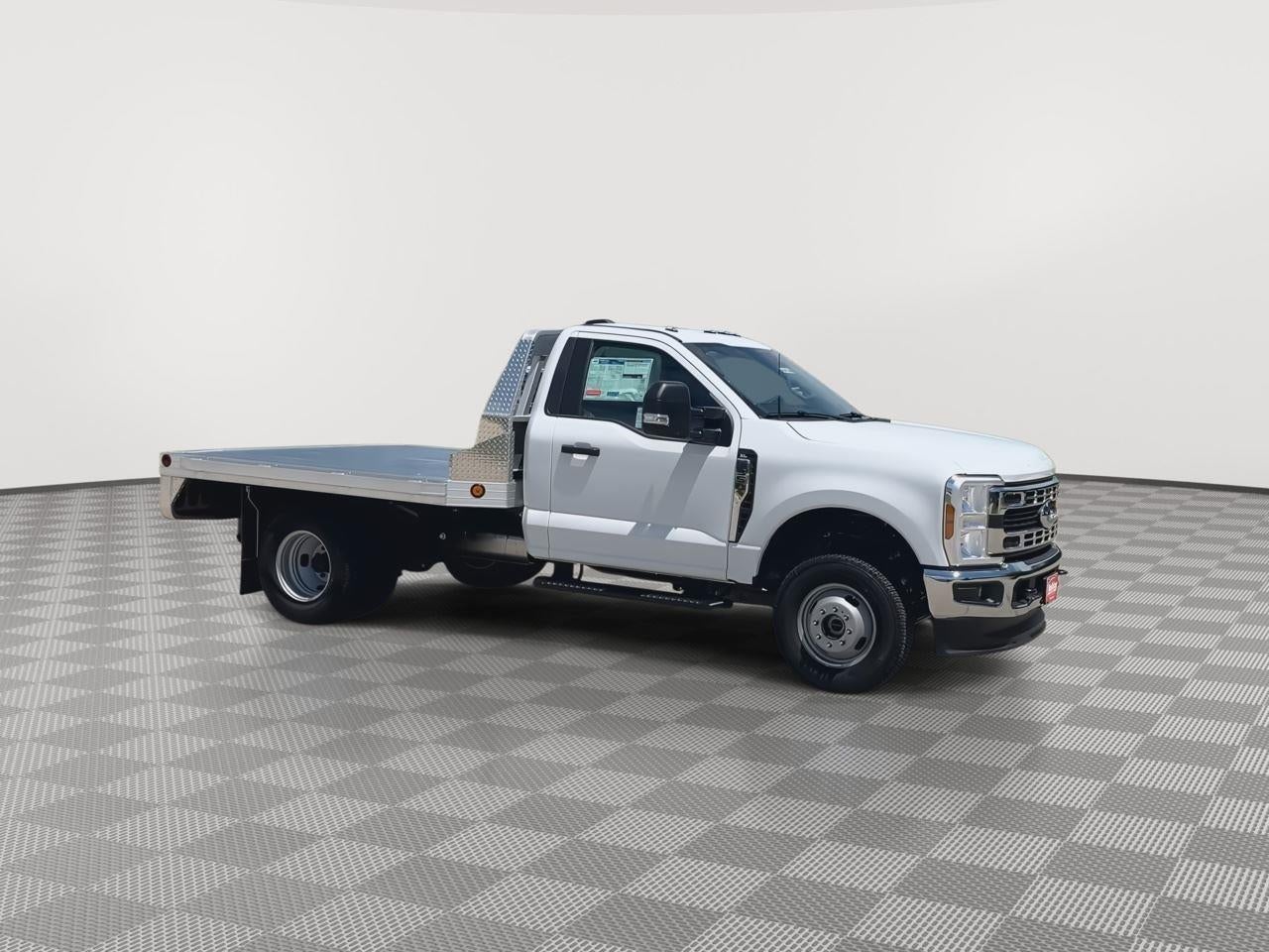 2026 Ford Super Duty F-350 DRW XL