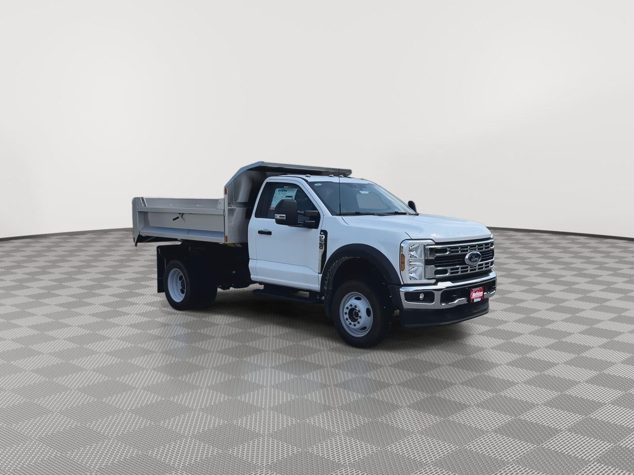 2025 Ford Super Duty F-550 DRW XL