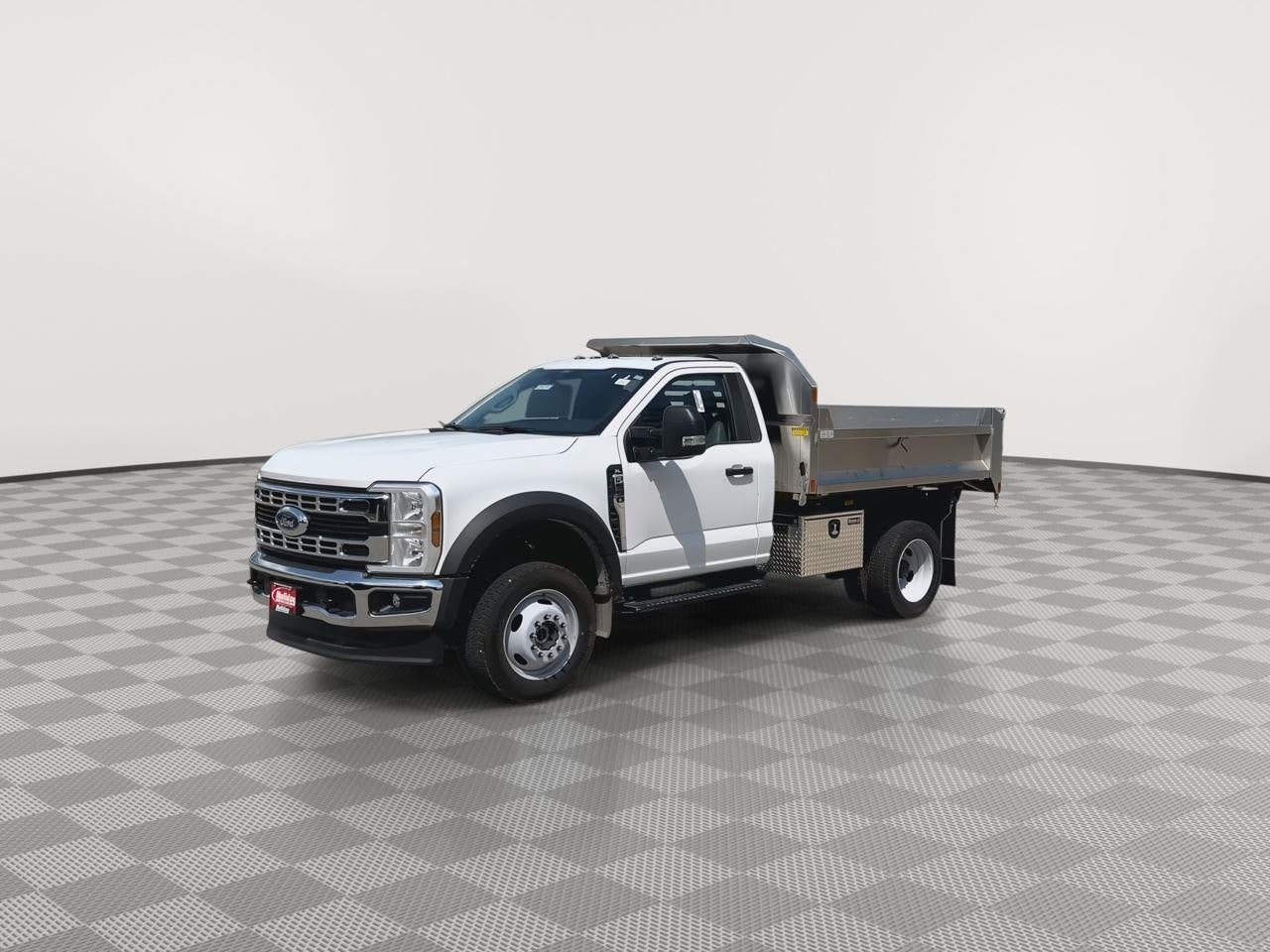 2025 Ford Super Duty F-550 DRW XL