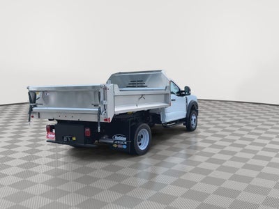 2025 Ford Super Duty F-550 DRW XL