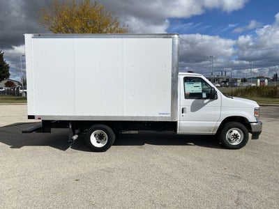 2025 Ford E-350SD Wabash Box Van
