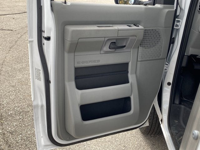 2025 Ford E-350SD Wabash Box Van