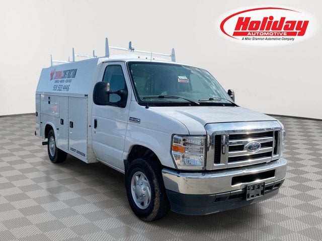2022 Ford E-Series Cutaway E-350 SRW 138 WB