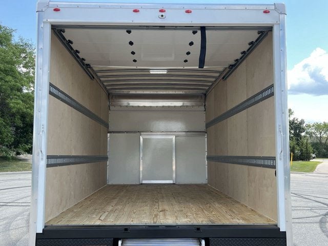 2027 Ford E-Series Cutaway E-350 DRW 176 WB