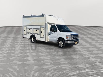 2024 Ford E-Series Cutaway E-350 SRW 138" WB