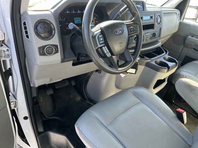 2024 Ford E-Series Cutaway E-350 SRW 138" WB