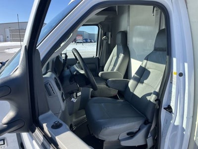 2024 Ford E-Series Cutaway E-350 SRW 138" WB