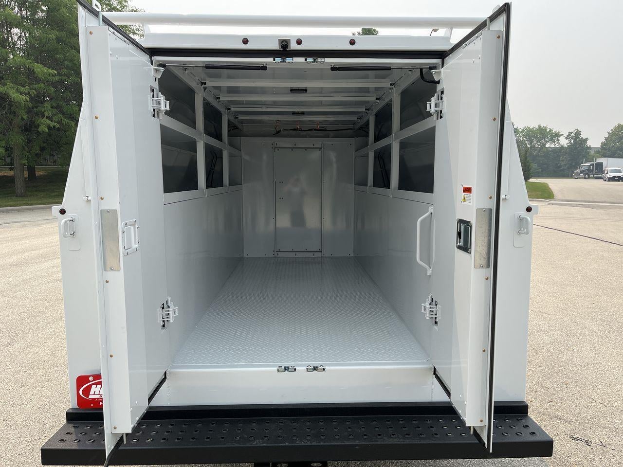 2026 Ford E-Series Cutaway E-350 DRW 138 WB