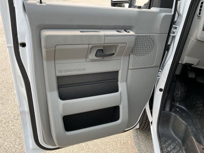 2026 Ford E-Series Cutaway E-350 DRW 138 WB
