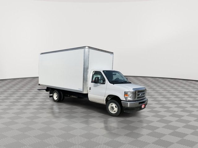 2025 Ford E-450SD Wabash Box Van