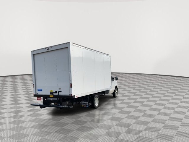 2025 Ford E-450SD Wabash Box Van