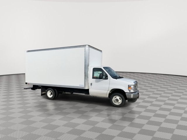 2025 Ford E-450SD Wabash Box Van