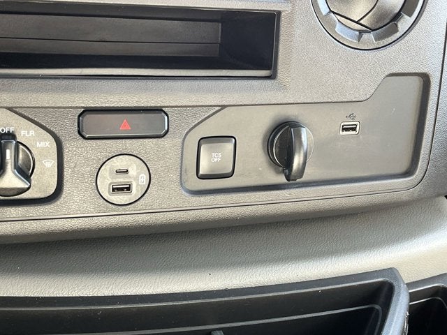 2024 Ford E-Series Cutaway Base DRW