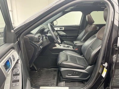 2023 Ford Explorer Platinum