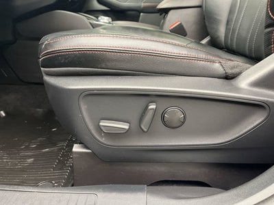2025 Ford Escape ST-Line Elite