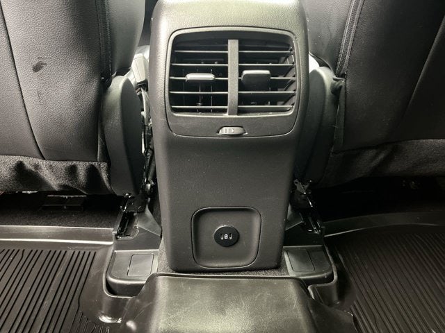 2025 Ford Escape ST-Line Elite