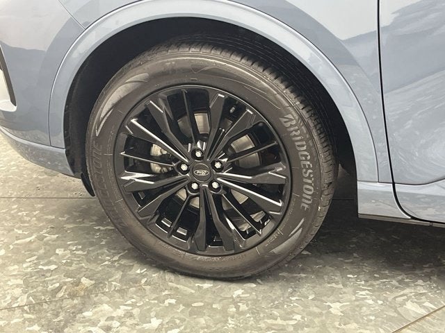 2025 Ford Escape ST-Line Elite