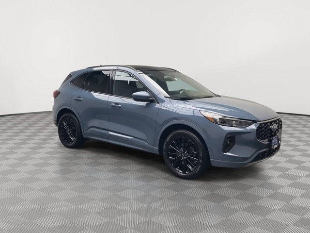 2025 Ford Escape ST-Line Elite
